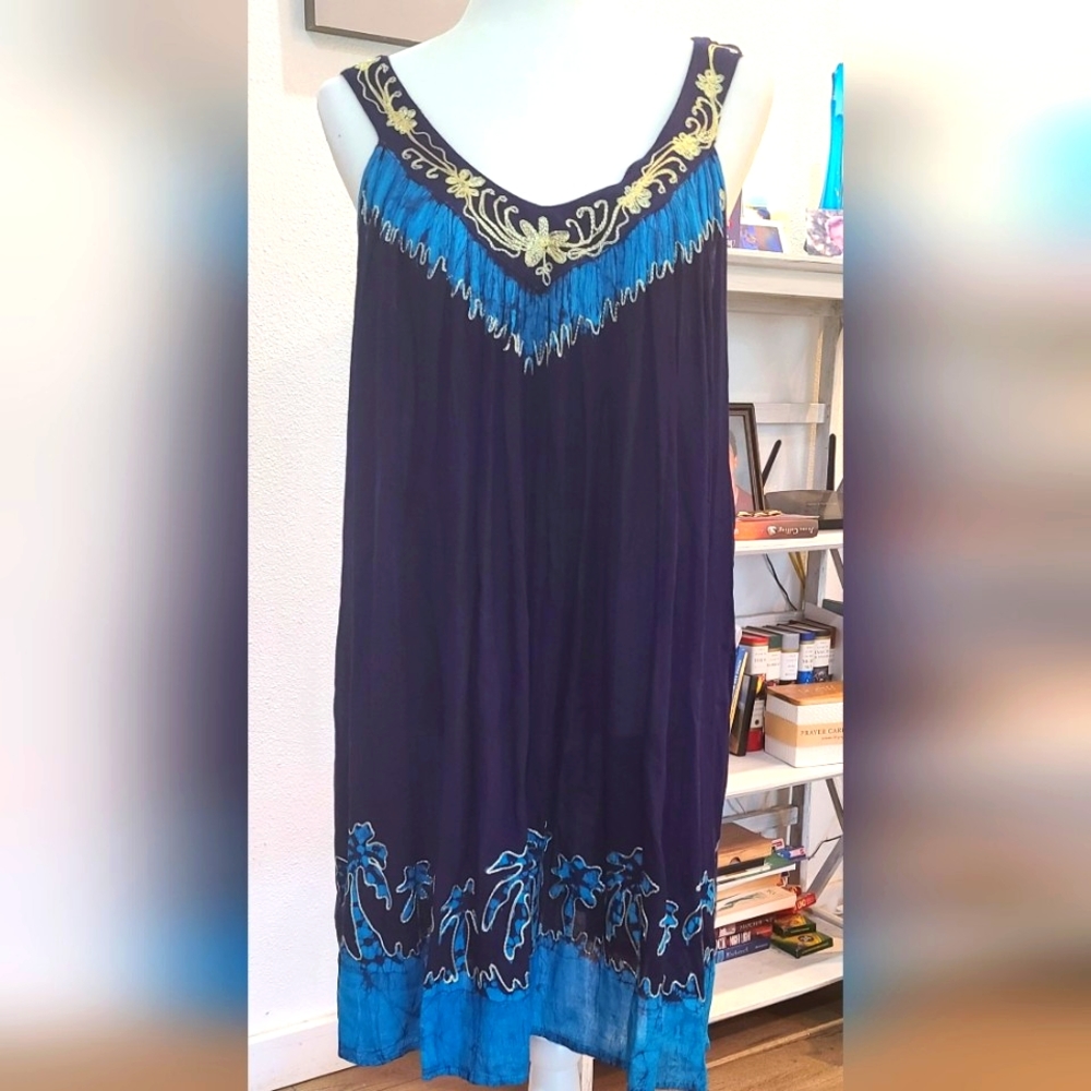 NWT'S- ANANDA -Flowy Hawaiian Style Embroidered Shift Dress, Size OS